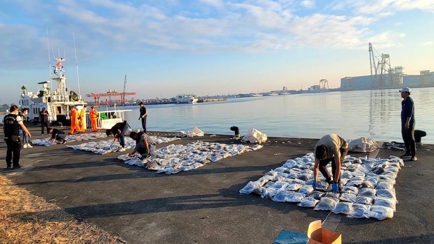 海巡偵破國內最大宗大麻走私    近1.4噸可供280萬人次吸食