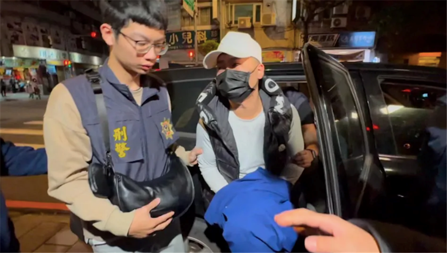 小阿俊不認識王大陸！　撂人毆司機「小弟直接拖下車揍」
